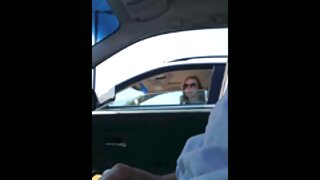Tamsiaplaukė MILF Krissy Lynn išdulkina laimingąjį berniuką lovoje - 2022-03-13 09:03:52